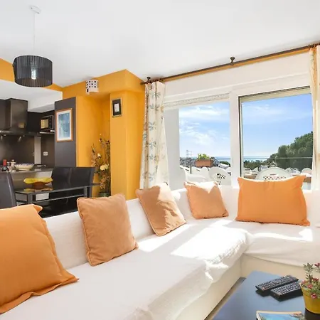 Atic Mar - Apartment