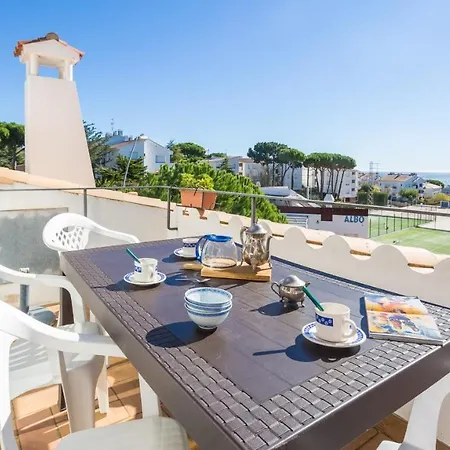 Atic Mar - Apartment *